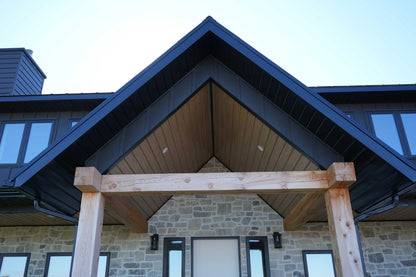 II/6VENT project: II/6 Reverse Soffit in Light Pine Woodgrain and Board and Batten in Textured Onyx Black